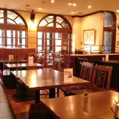 カフェ・タナカ