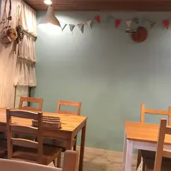 トントンカフェ （TONTON CAFE）