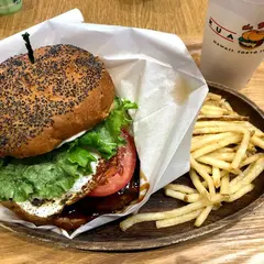 ハワイアングルメバーガー クア・アイナ