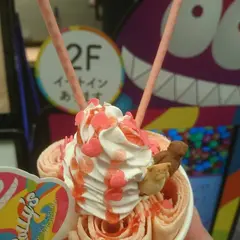 ROLLY'S ROLL ICE CREAM KYOTO
