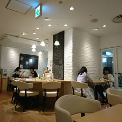 茶青花 阪急三番街店｜梅田 カフェ お粥 ランチ 女子会 ママ会 ヘルシー 梅の花