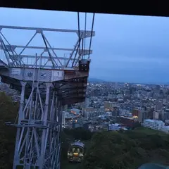 藻岩山ロープウェイ乗り場
