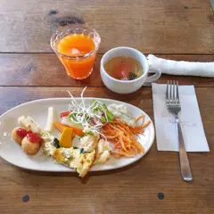 Cafe kuwanomi