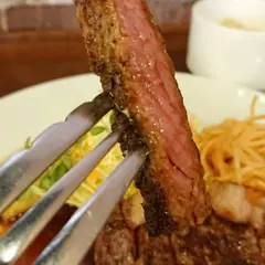 ステーキ 瀬里奈