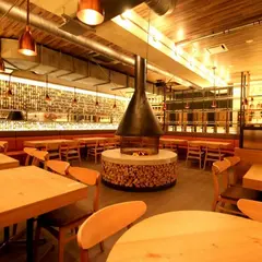 YONA YONA BEER WORKS 新宿東口店