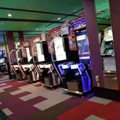 ラウンドワン 梅田店