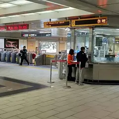 Dongmen Station