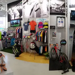 YONEX SHOWROOM AKIHABARA