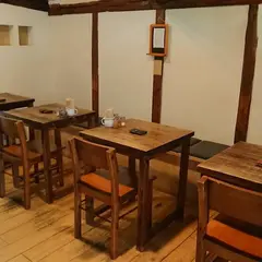 マドヤマ