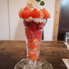 SEA BISCUIT PARLOUR