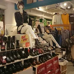 spinns アメリカ村店