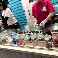ROLL ICE CREAM FACTORY