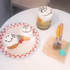Cafe Amooh（카페아무프）