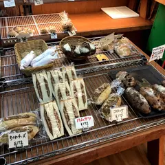 パン屋のどん助