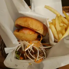 カフェバーウッディー
