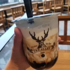 THE ALLEY 三宮店（ティ－スタンド）