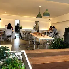 FULL FULL (salad cafe)