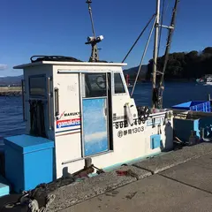 海上つり堀まるや