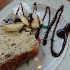 カフェ・スワン
