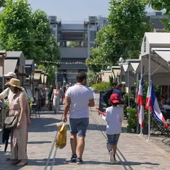 ベルシー・ヴィレッジ（Bercy Village）