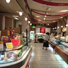 ユーハイム 本店 （Juchheim）