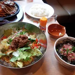 ガスト 神戸元町店