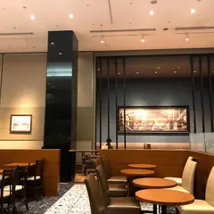 カフェ・ド・クリエクイーンズスクエア横浜店