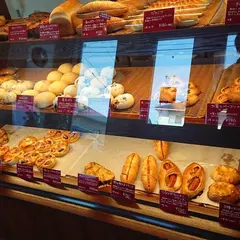 ブーランジェリー パン ルージュ