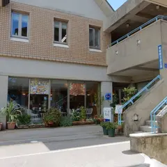 浦添市美術館