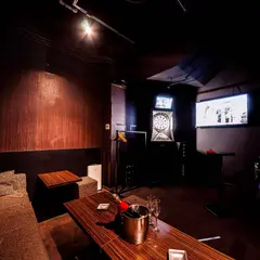 BAGUS－バグース－新宿 靖国通り店