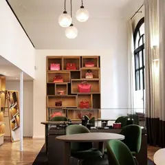 Collector Square