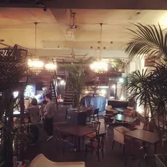 グリーンハウス（株） アクア