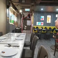 査理布朗咖啡専門店
