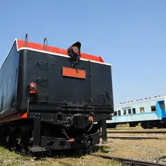 西子灣駅