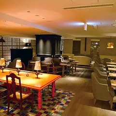 「TABLES CAFE」タブレスカフェ