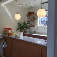 POMPON PANTRY