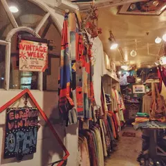 Bloomy Days Vintage 古着屋ブルーミーデイズ