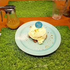 生クリーム専門店ミルクカフェなんばウォーク店