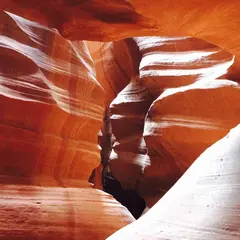 Antelope Canyon（アンテロープキャニオン）