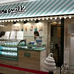 生クリーム専門店 ミルク なんばCITY店