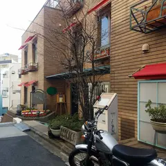 坂のホテル トレティオお茶の水