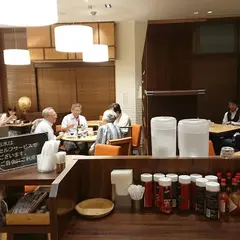 ライブラリーショップ&カフェ 日比谷