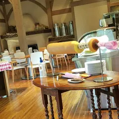 クラブハリエ