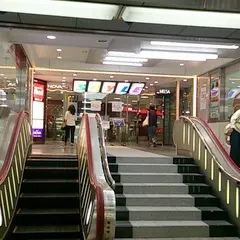 SAKAE NOVA（栄 ノバ）