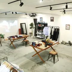 ファクトリエ