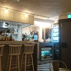ON THE WAY cafe＆bar