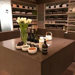 Aesop Shin-Marunouchi