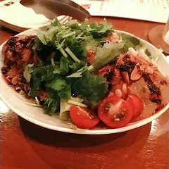 手延べ餃子BAR Wing Village（ウイング ビレッジ）