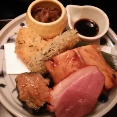 割烹 とよだ