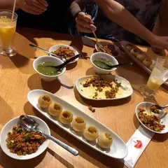 ラトバレ （RATO BHALE）